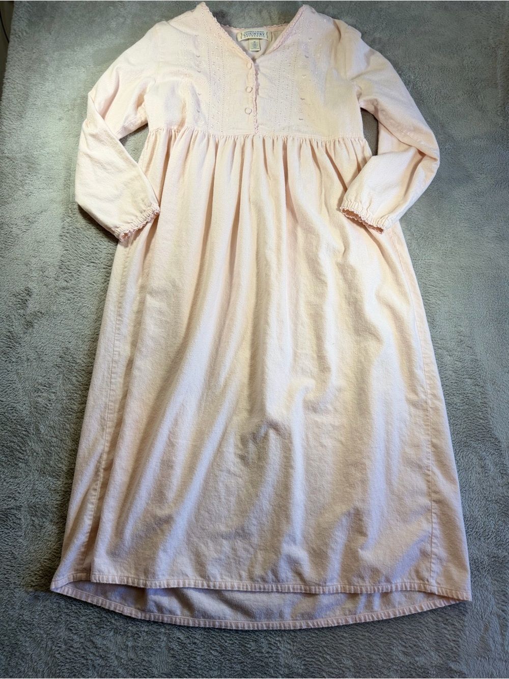 Vintage Victoria’s Secret Country Authentic Light Pink Long Sleeve Nightgown M